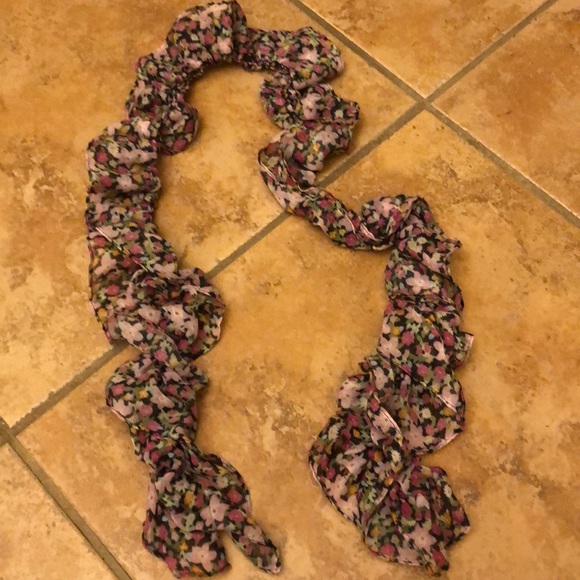 Scarf - Picture 1 of 1